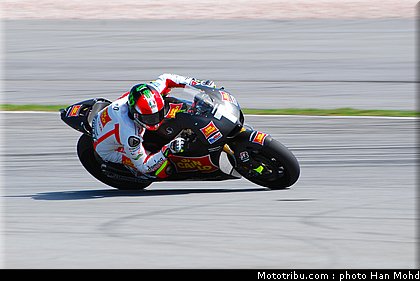 motogp_test_malaisie_2011_simoncelli_08.JPG
