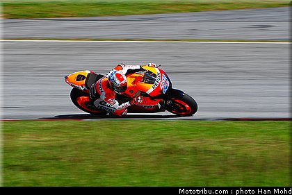 motogp_test_malaisie_2011_stoner_07.JPG