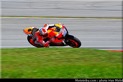 motogp_test_malaisie_2011_stoner_08.JPG