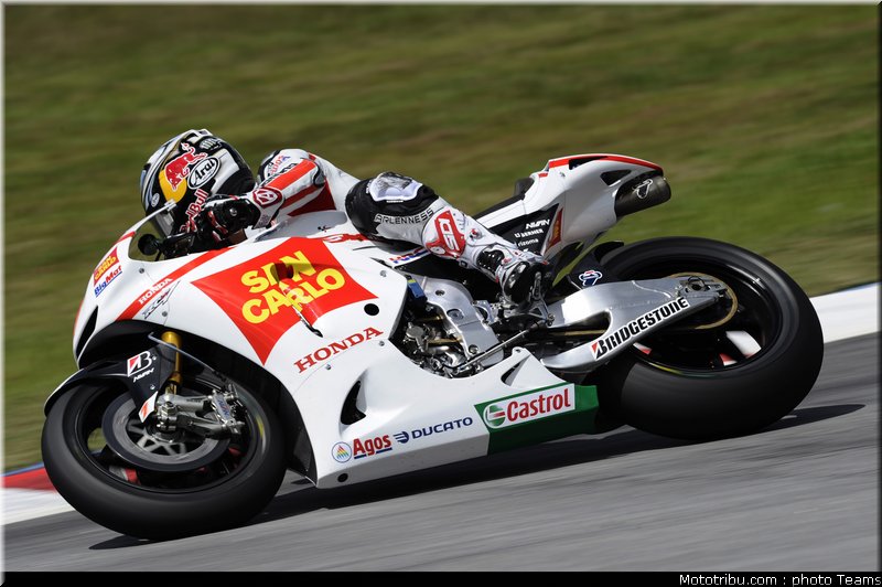 motogp_test_malaisie_2011_aoyama_02