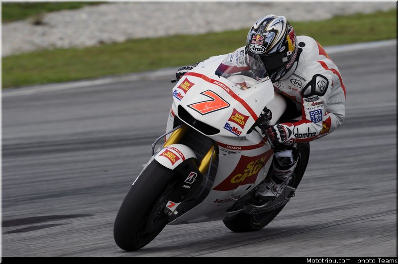 motogp_test_malaisie_2011_aoyama_06