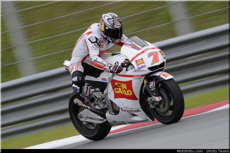 motogp_test_malaisie_2011_aoyama_22