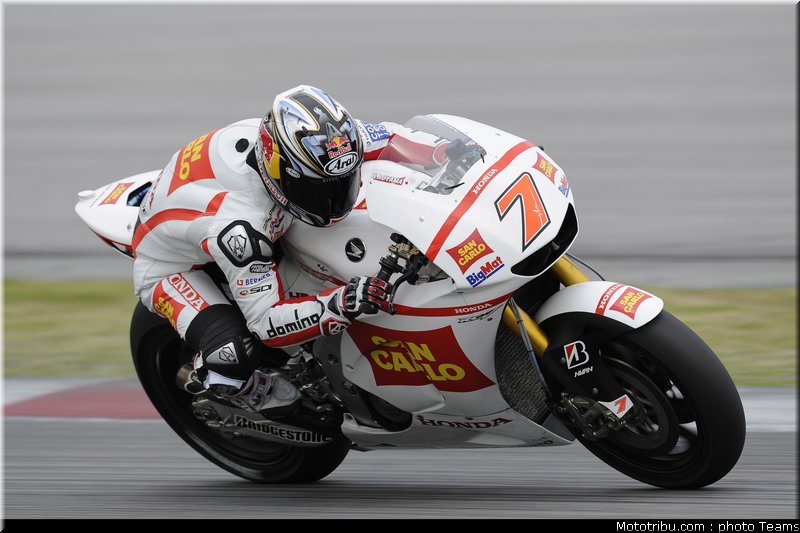 motogp_test_malaisie_2011_aoyama_24