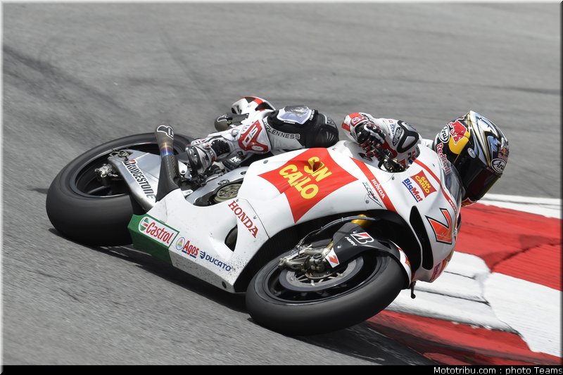 motogp_test_malaisie_2011_aoyama_30