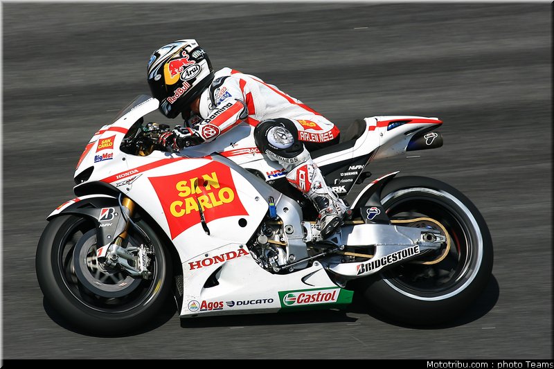 motogp_test_malaisie_2011_aoyama_41