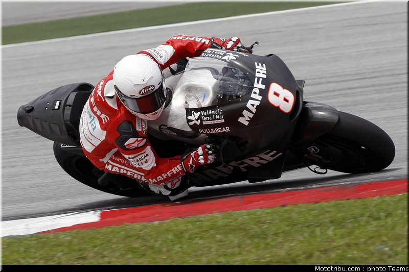 motogp_test_malaisie_2011_barbera_11