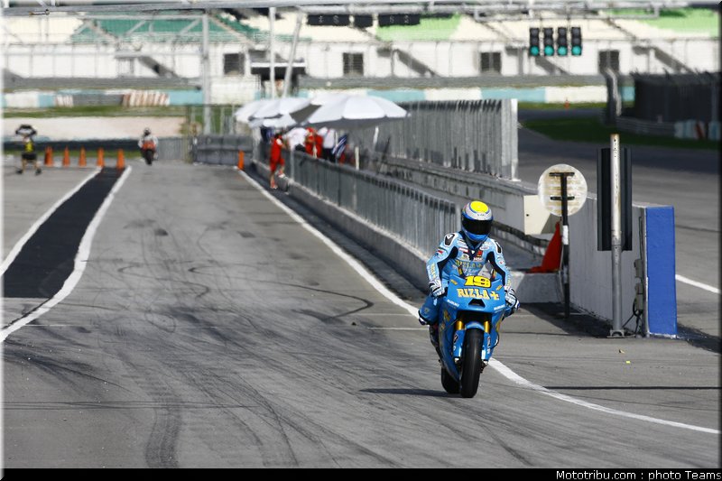 motogp_test_malaisie_2011_bautista_10