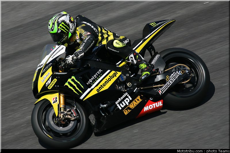 motogp_test_malaisie_2011_crutchlow_02