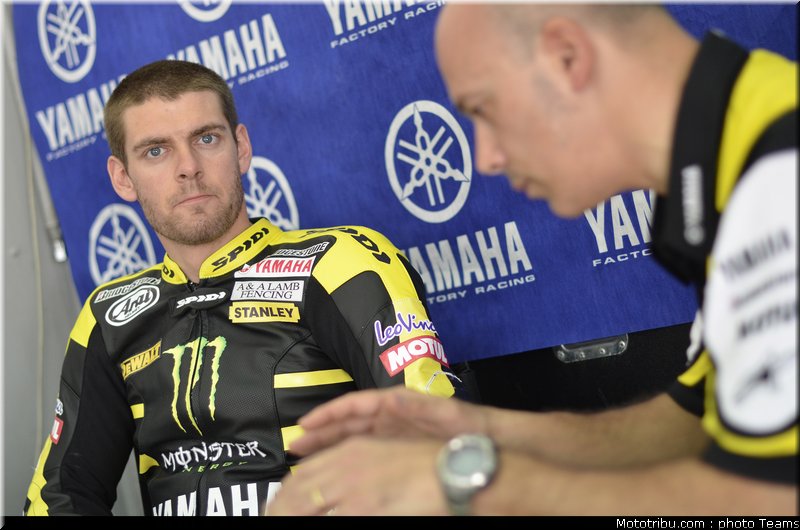 motogp_test_malaisie_2011_crutchlow_10
