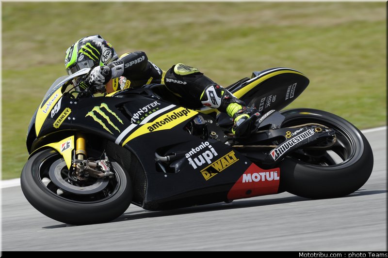 motogp_test_malaisie_2011_crutchlow_17