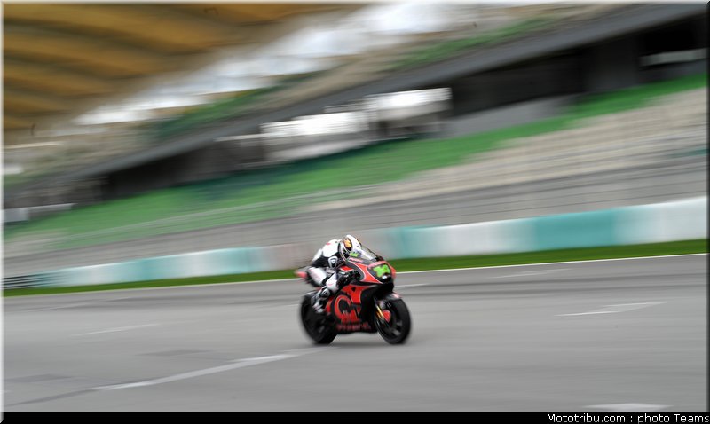 motogp_test_malaisie_2011_depuniet_3