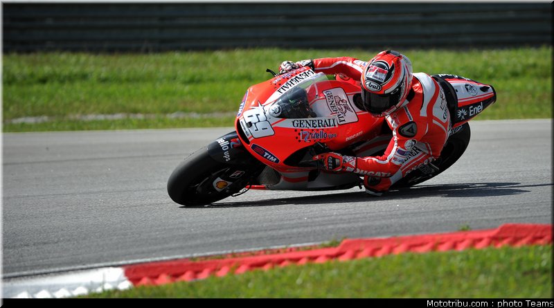 motogp_test_malaisie_2011_hayden_14