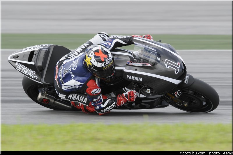 motogp_test_malaisie_2011_lorenzo_24