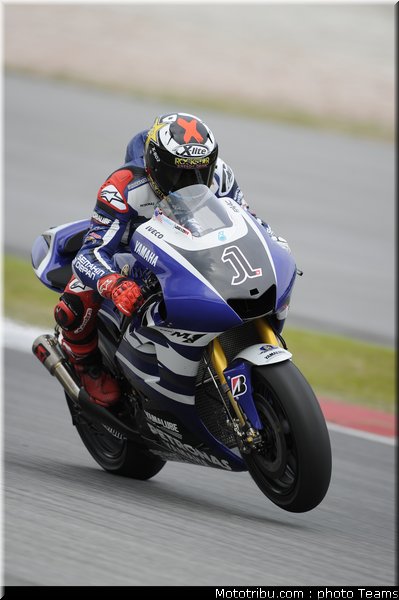 motogp_test_malaisie_2011_lorenzo_44