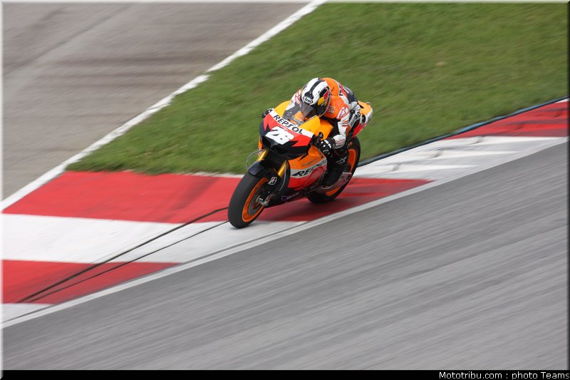 motogp_test_malaisie_2011_pedrosa_17