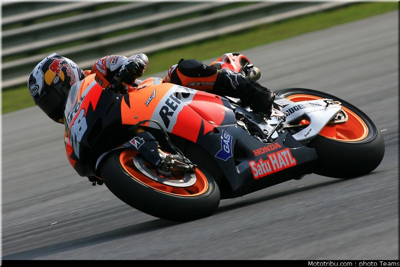 motogp_test_malaisie_2011_pedrosa_21