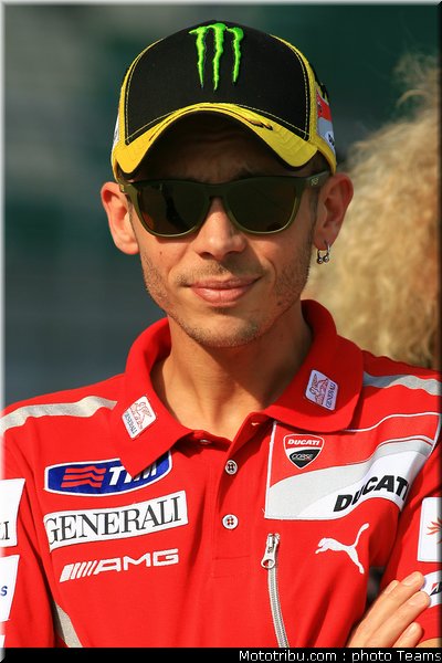 motogp_test_malaisie_2011_rossi_19