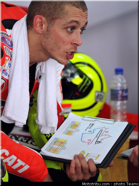 motogp_test_malaisie_2011_rossi_28