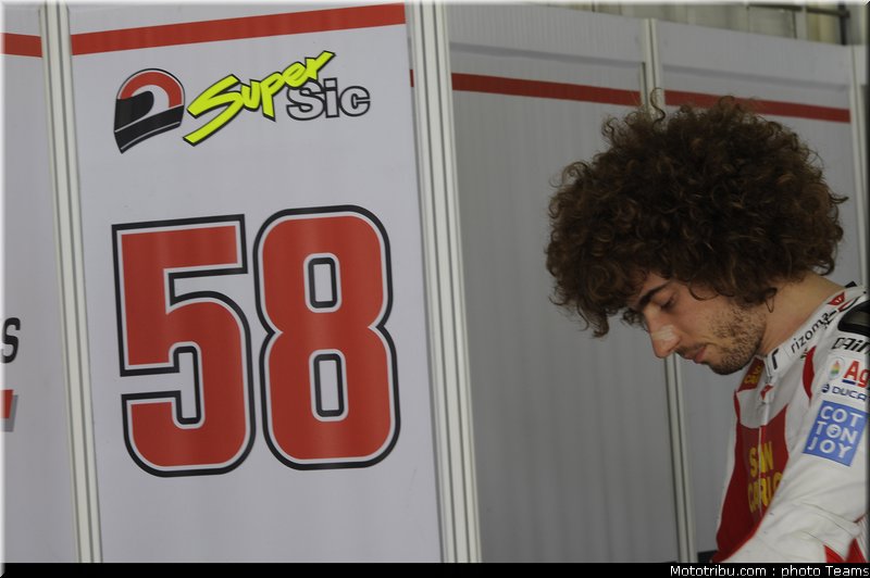motogp_test_malaisie_2011_simoncelli_33