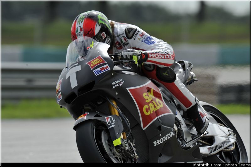 motogp_test_malaisie_2011_simoncelli_37