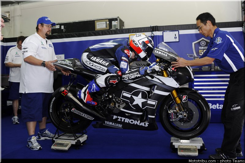 motogp_test_malaisie_2011_spies_08