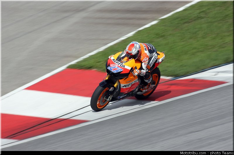 motogp_test_malaisie_2011_stoner_21