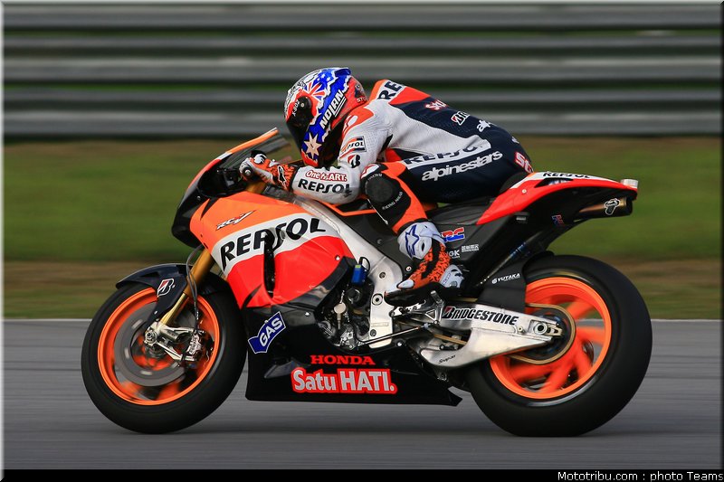motogp_test_malaisie_2011_stoner_25