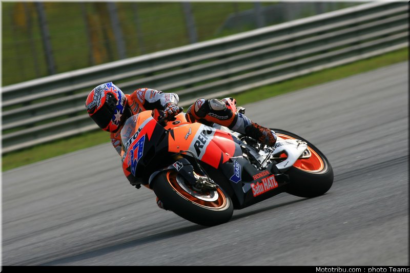 motogp_test_malaisie_2011_stoner_27