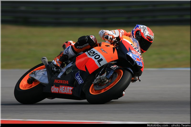 motogp_test_malaisie_2011_stoner_36