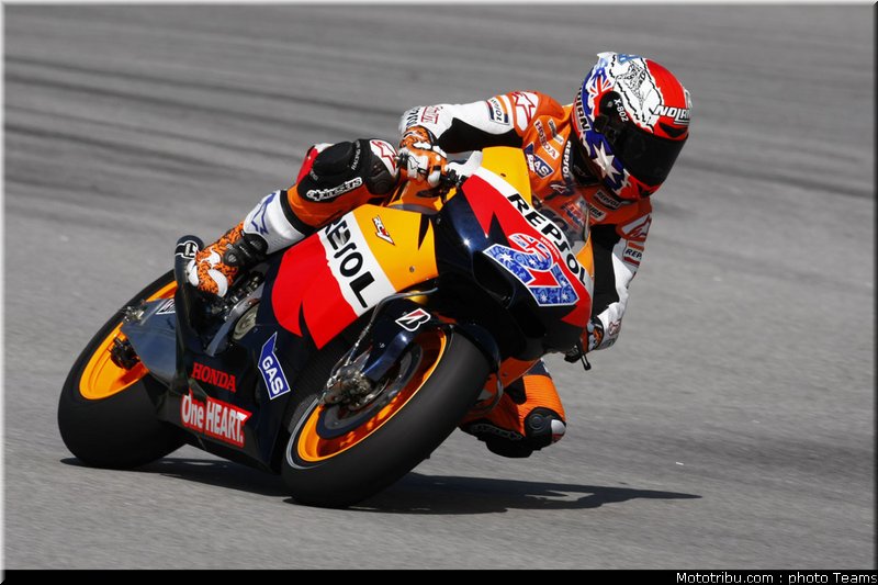 motogp_test_malaisie_2011_stoner_45