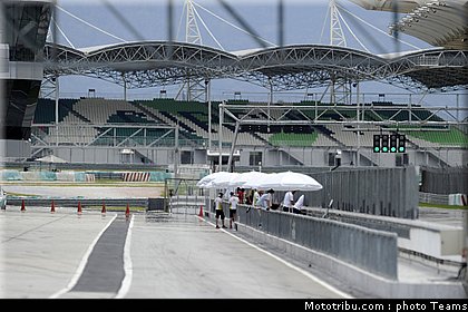 motogp_test_malaisie_2011_03.jpg