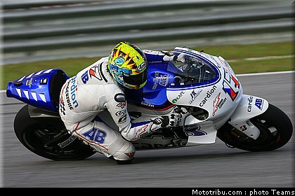 motogp_test_malaisie_2011_abraham_2.jpg