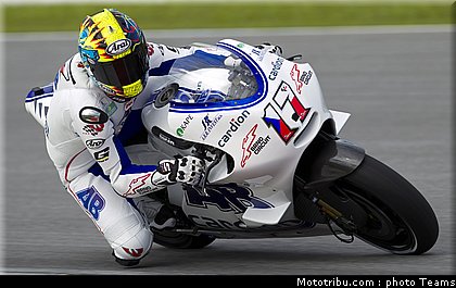 motogp_test_malaisie_2011_abraham_3.jpg