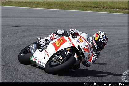 motogp_test_malaisie_2011_aoyama_07.jpg