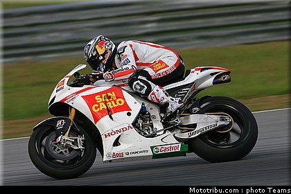motogp_test_malaisie_2011_aoyama_43.jpg