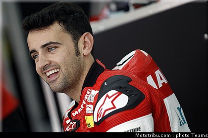 motogp_test_malaisie_2011_barbera_09.jpg