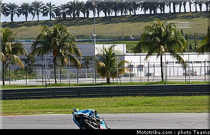 motogp_test_malaisie_2011_bautista_22.jpg