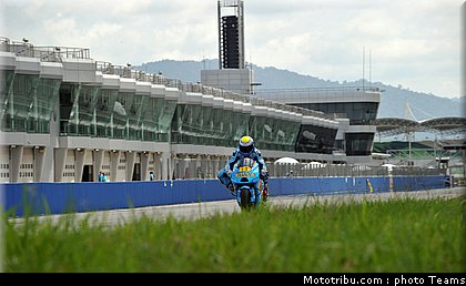 motogp_test_malaisie_2011_bautista_56.jpg