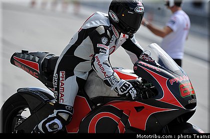 motogp_test_malaisie_2011_capirossi_3.jpg