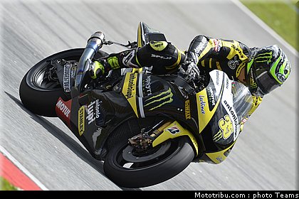 motogp_test_malaisie_2011_crutchlow_09.jpg
