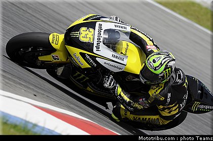 motogp_test_malaisie_2011_crutchlow_18.jpg