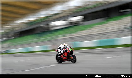 motogp_test_malaisie_2011_depuniet_3.jpg