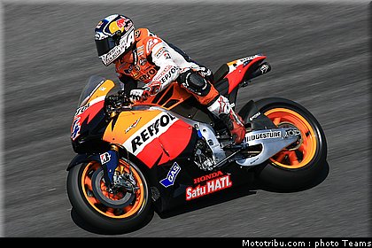 motogp_test_malaisie_2011_dovizioso_11.jpg