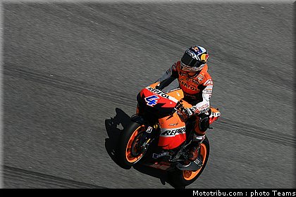 motogp_test_malaisie_2011_dovizioso_12.jpg