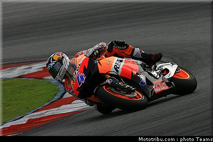 motogp_test_malaisie_2011_dovizioso_13.jpg