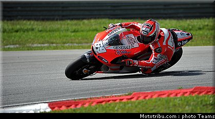 motogp_test_malaisie_2011_hayden_14.jpg