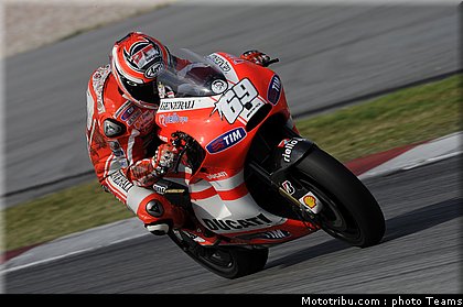motogp_test_malaisie_2011_hayden_19.JPG