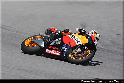 motogp_test_malaisie_2011_pedrosa_03.jpg