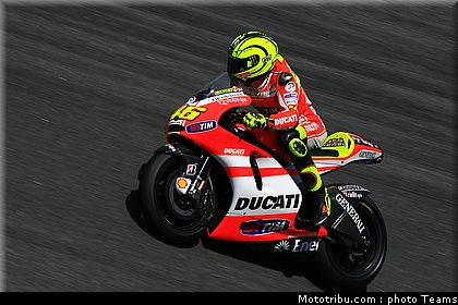 motogp_test_malaisie_2011_rossi_08.jpg