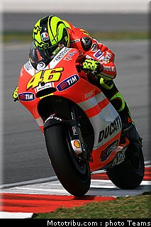 motogp_test_malaisie_2011_rossi_23.jpg